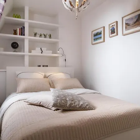 2 Bedroom Apartment In The Heart Of The Old Town Lille Exterior foto