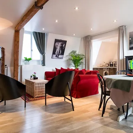 2 Bedroom Apartment In The Heart Of The Old Town Lille Exterior foto