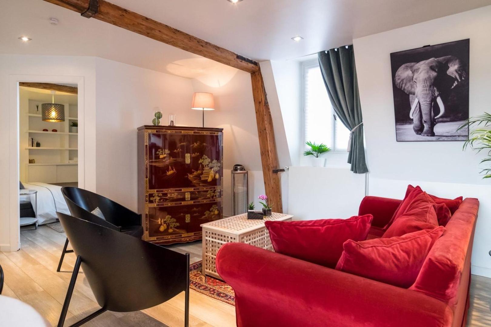Apartment 2 Bedroom In The Heart Of The Old Town